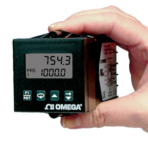 DPF940000 Series:1/16 DIN Counter and Batch Controllers - Discontinued